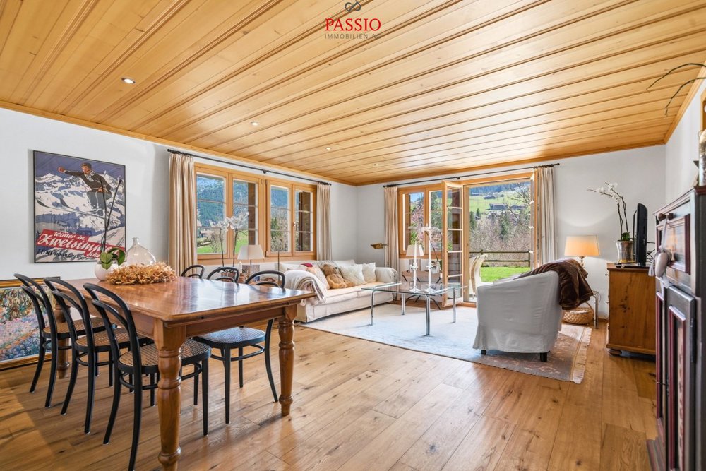 Casa di 8 locali in vendita a Zweisimmen - immagine 1/13