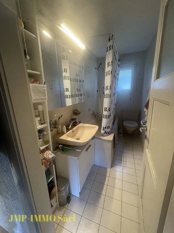 4 rooms House to buy in Ollon VS - image 1/13