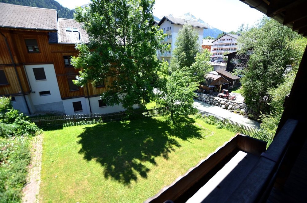 Appartement 4 pièces à louer à Fiesch - image 1/12