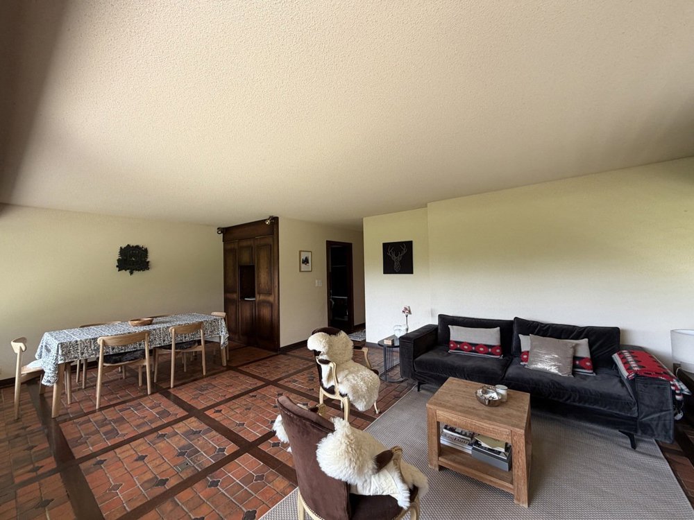 Appartement 4 pièces à louer à Aminona - image 1/13