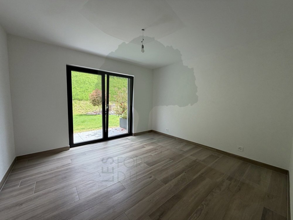 Appartement 3 pièces à louer à Pruntrut - image 1/13