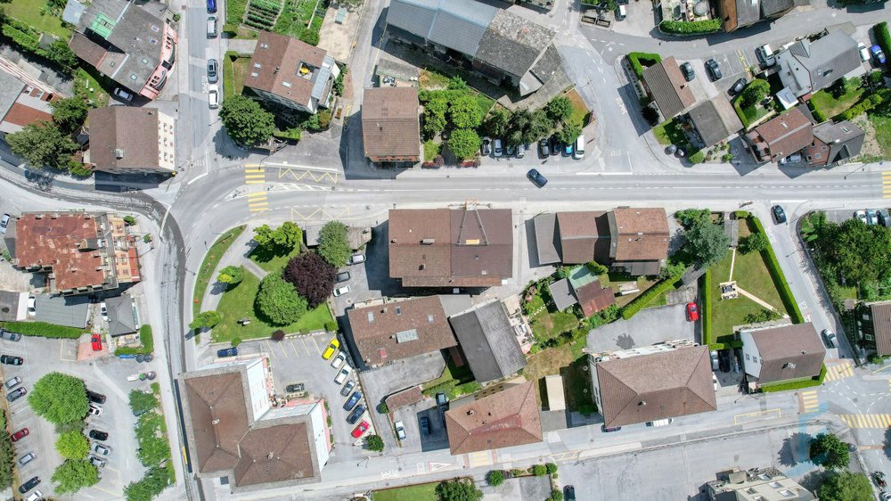 Appartamento di 4 locali in affitto a Chippis - immagine 1/11