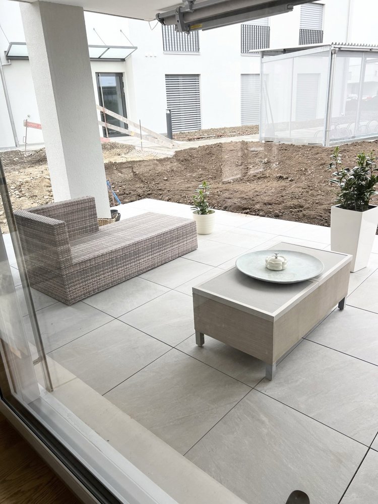4 rooms Apartment for rent in Bachenbülach - image 1/11