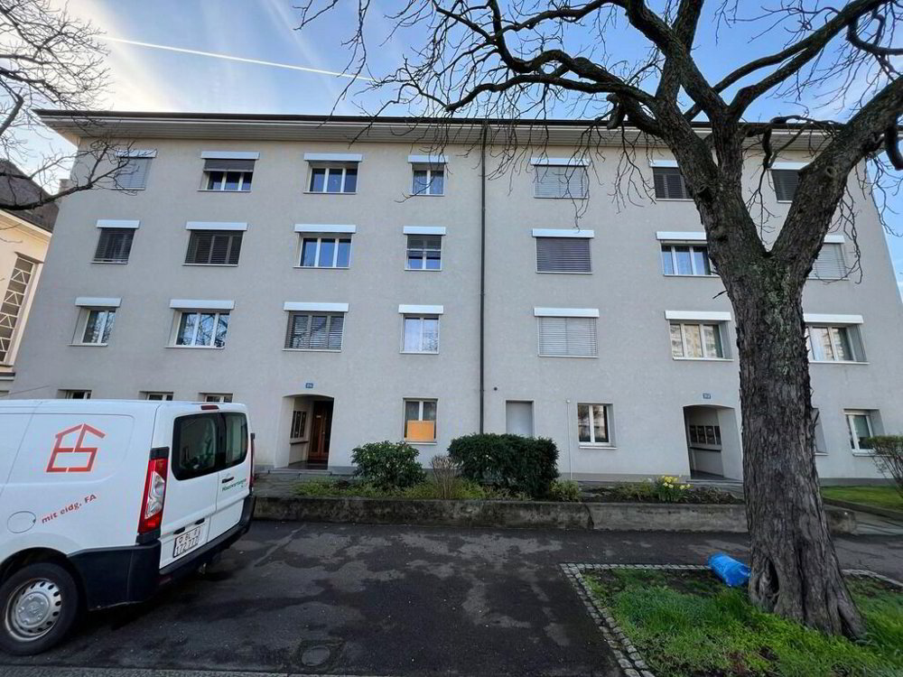 3 rooms Apartment for rent in Bâle - image 1/5
