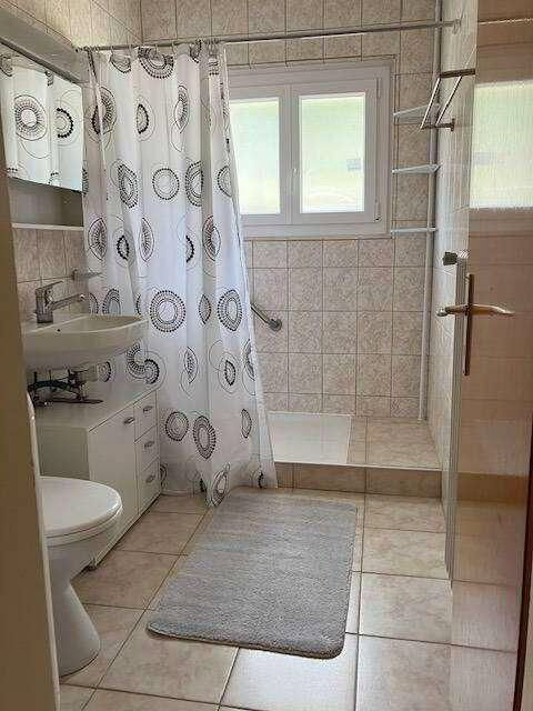 4 rooms Apartment for rent in Sierre - image 1/5
