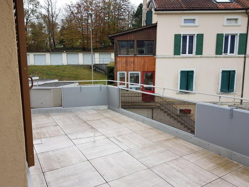 Appartamento di 4.5 locali in affitto a Couvet - immagine 1/11