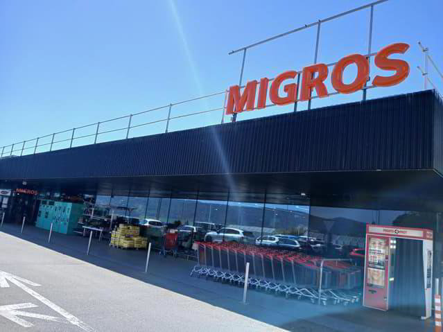 Ufficio & Commercio di 1 locali in affitto a Cernier - immagine 1/3