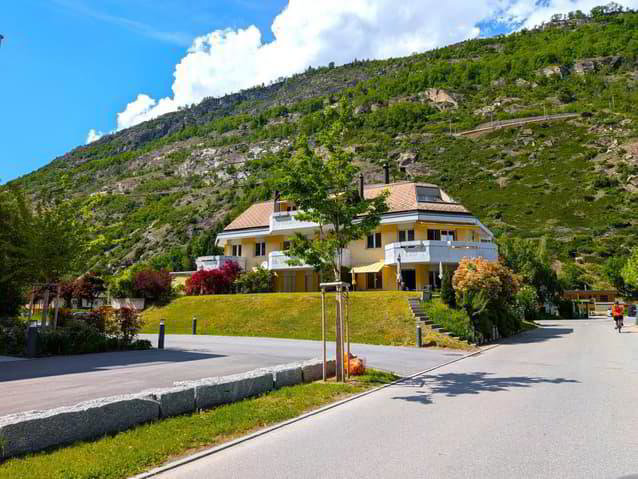 Appartement 3.5 pièces à acheter à Brigerbad - image 1/13