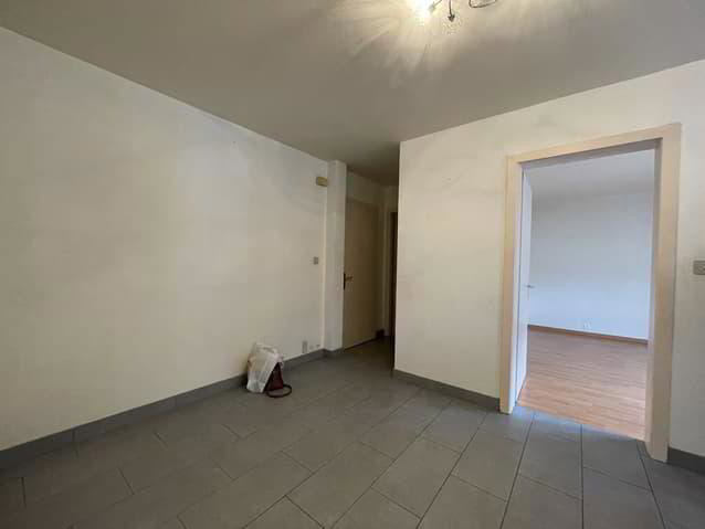 Appartamento di 2.5 locali in affitto a St-Léonard - immagine 1/3