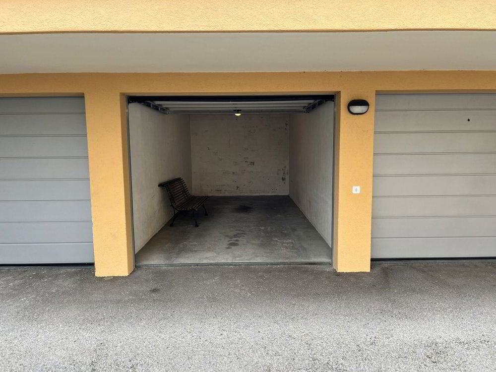 Parking, garage null pièces à louer à Ascona - image 1/2