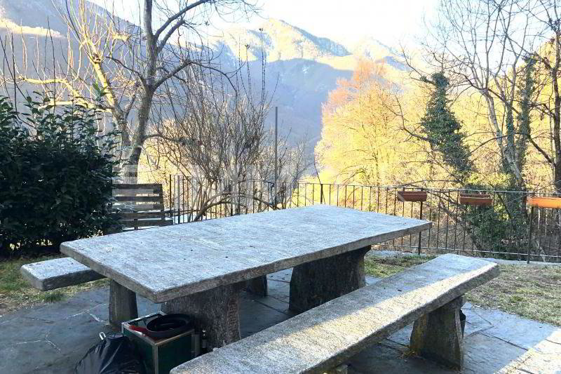 8 rooms House to buy in Loco - image 1/5