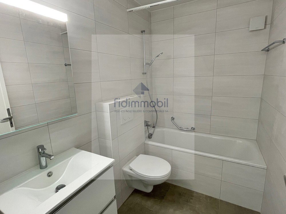 Appartement 3 pièces à louer à Corcelles NE - image 1/6
