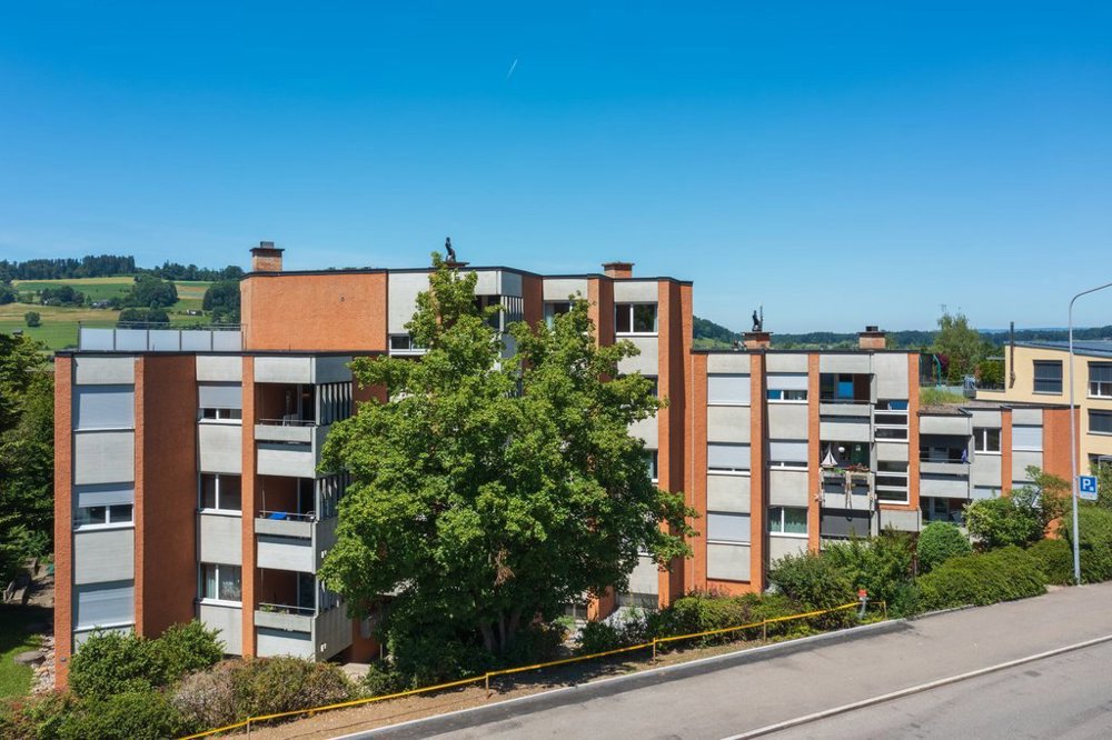 null rooms Car park, garage for rent in Bonstetten - image 1/1