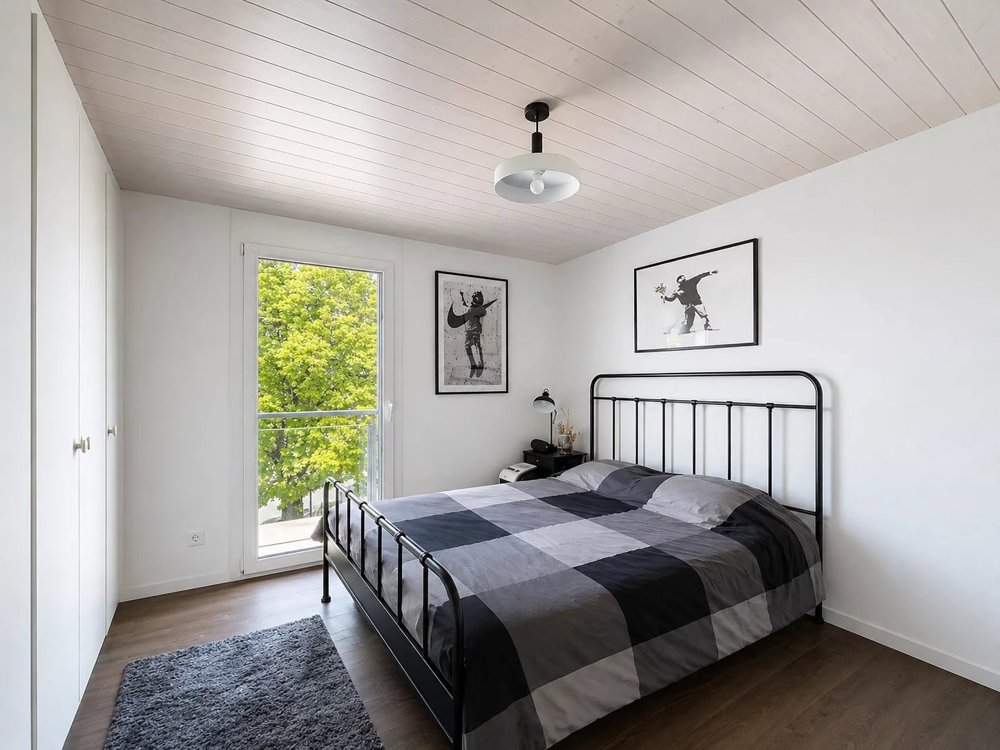 4 rooms Apartment to buy in Lutry - image 1/7