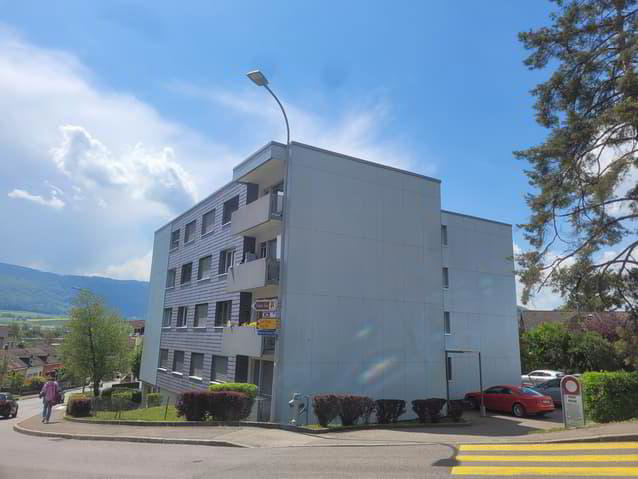 Appartement 3 pièces à louer à Delémont - image 1/12
