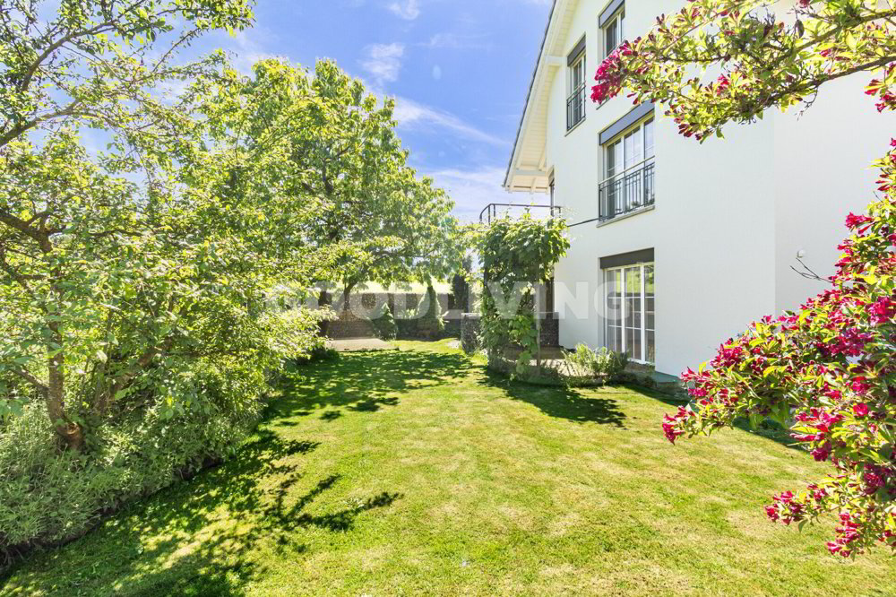 6.5 rooms House to buy in Buonas - image 1/13