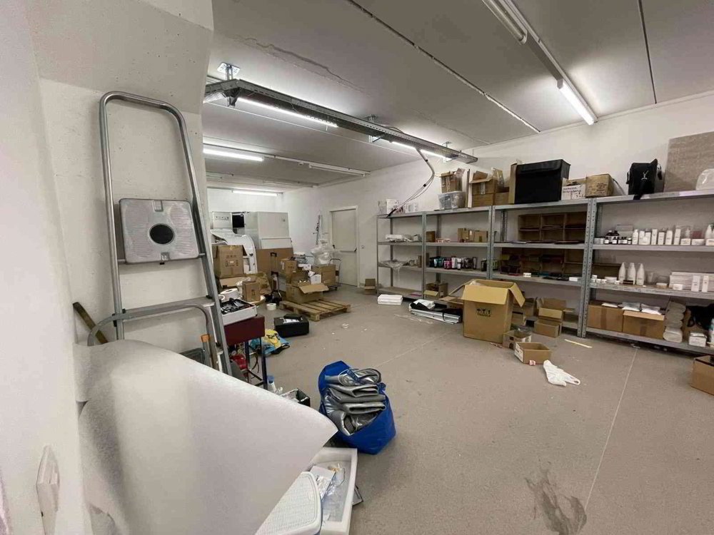 Ufficio & Commercio di 4.5 locali in affitto a Mendrisio - immagine 1/13