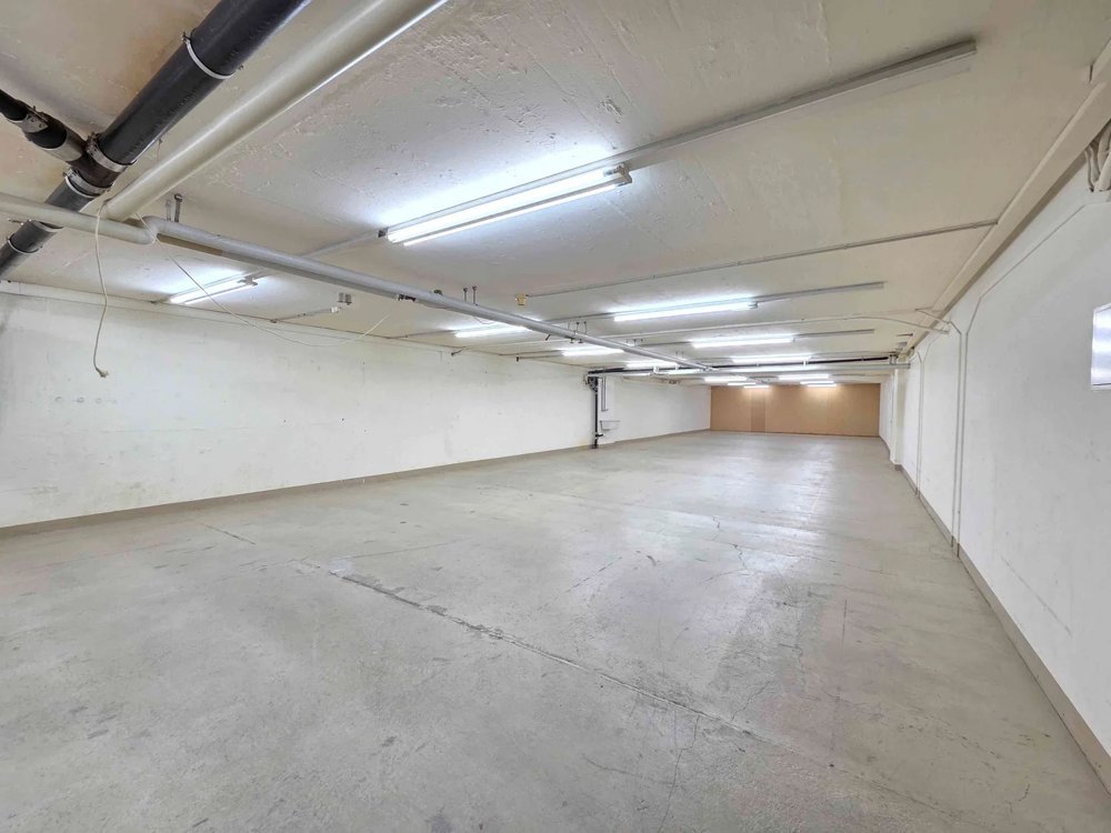 1 Zimmer Büro zu vermieten in Wängi - Bild 1/6