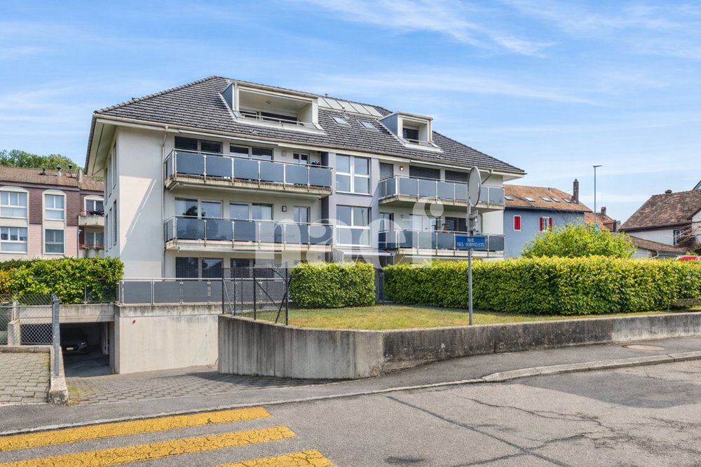 Appartement 5 pièces à acheter à Le Landeron - image 1/8