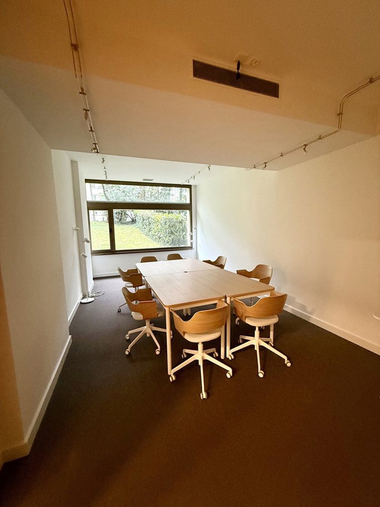 7 Zimmer Büro zum verkaufen in Geneva - Bild 1/6