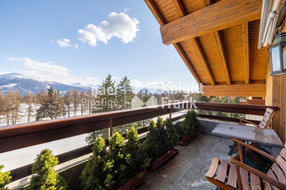 6 rooms Apartment to buy in Aminona - image 1/10