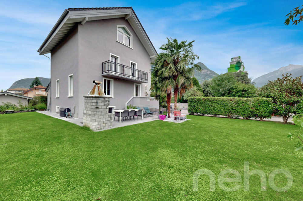 6.5 Zimmer Haus zum verkaufen in Aigle - Bild 1/12