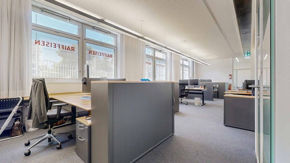 null rooms Office & Commercial for rent in Dübendorf - image 1/12