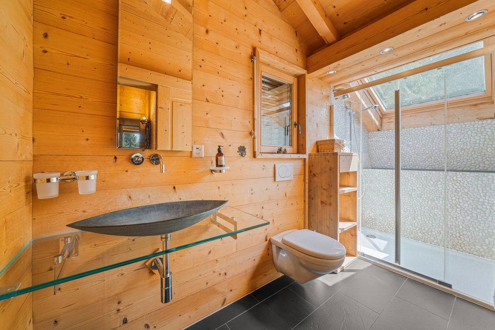 4 rooms House to buy in Gryon - image 1/13