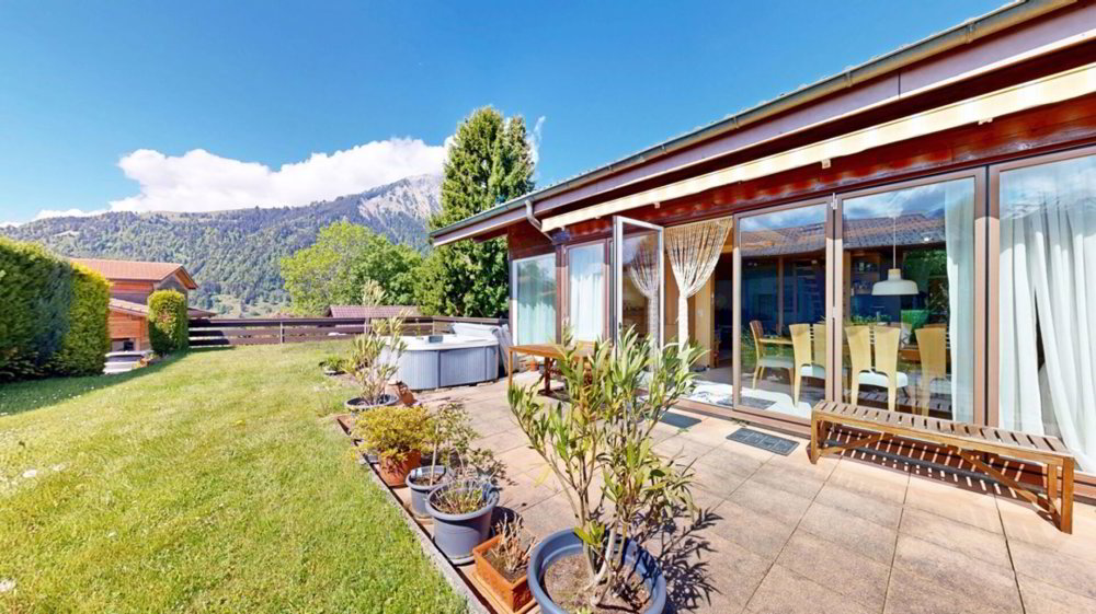 7.5 rooms House to buy in Aeschi b. Spiez - image 1/14