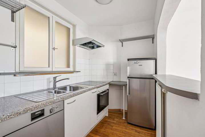 2.5 rooms Apartment to buy in St-Prex - image 1/9