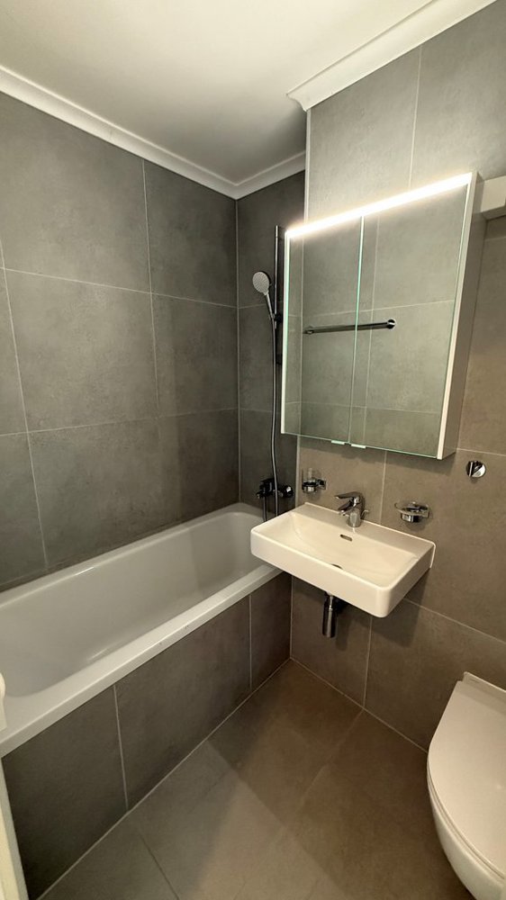 Appartement 3 pièces à louer à Aigle - image 1/5