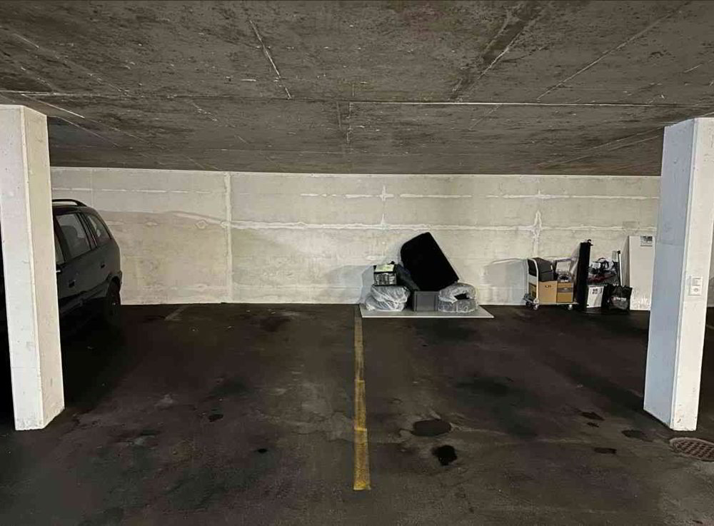Parking, garage null pièces à louer à Oberentfelden - image 1/2