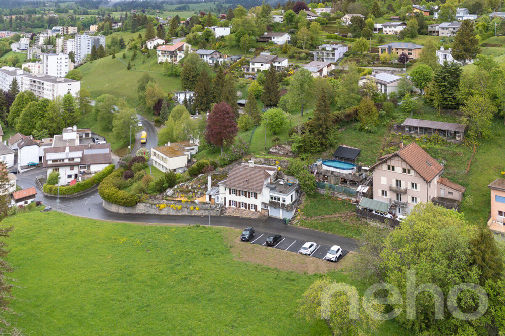 6 Zimmer Haus zum verkaufen in Le Locle - Bild 1/12