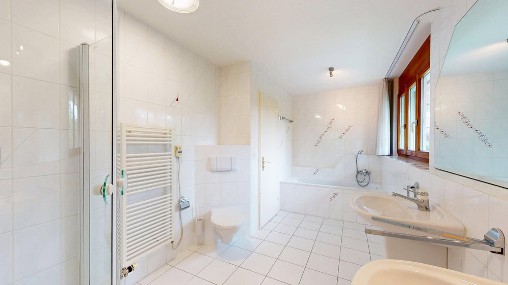 Casa di 7 locali in vendita a Münchenstein - immagine 1/13