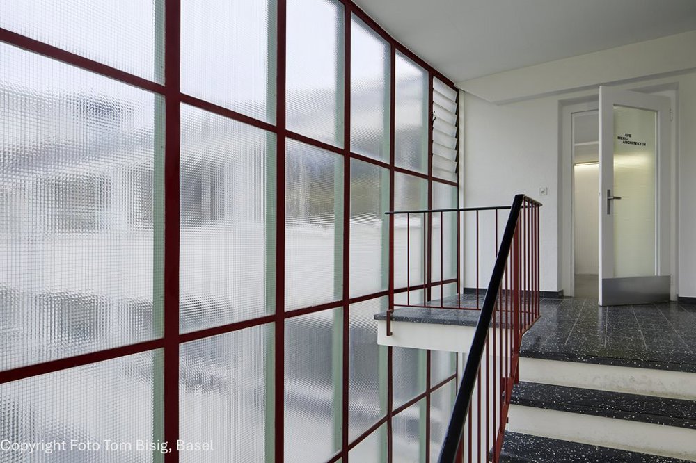 null rooms Office & Commercial for rent in Basel - image 1/6