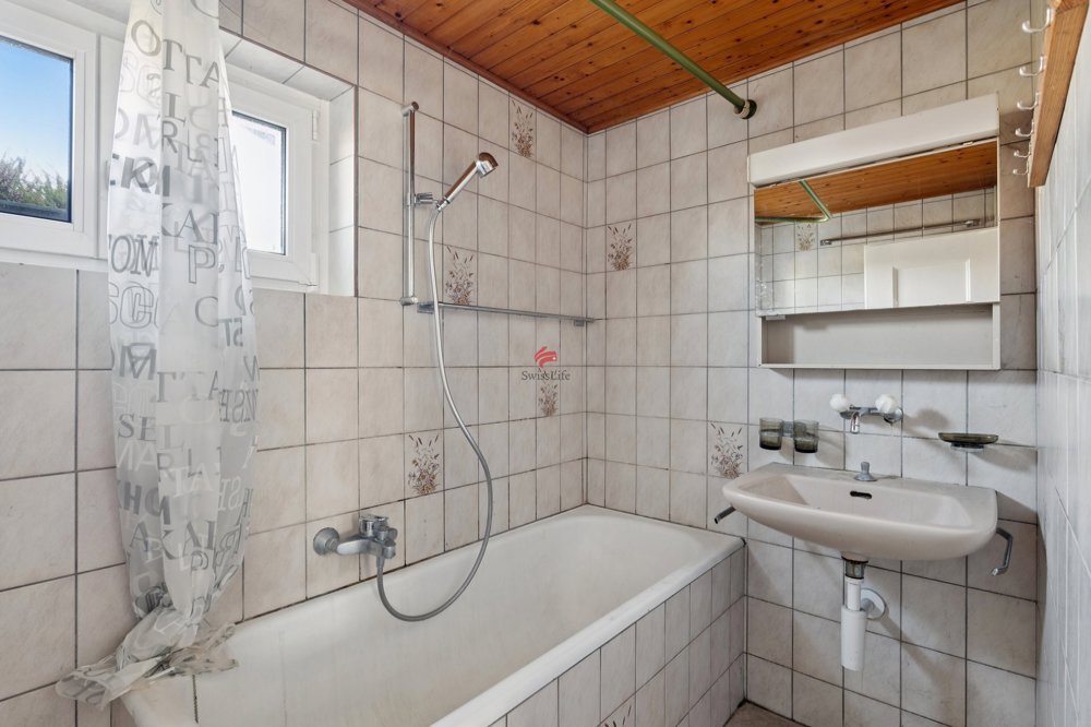 Maison 4 pièces à acheter à Utzenstorf - image 1/10