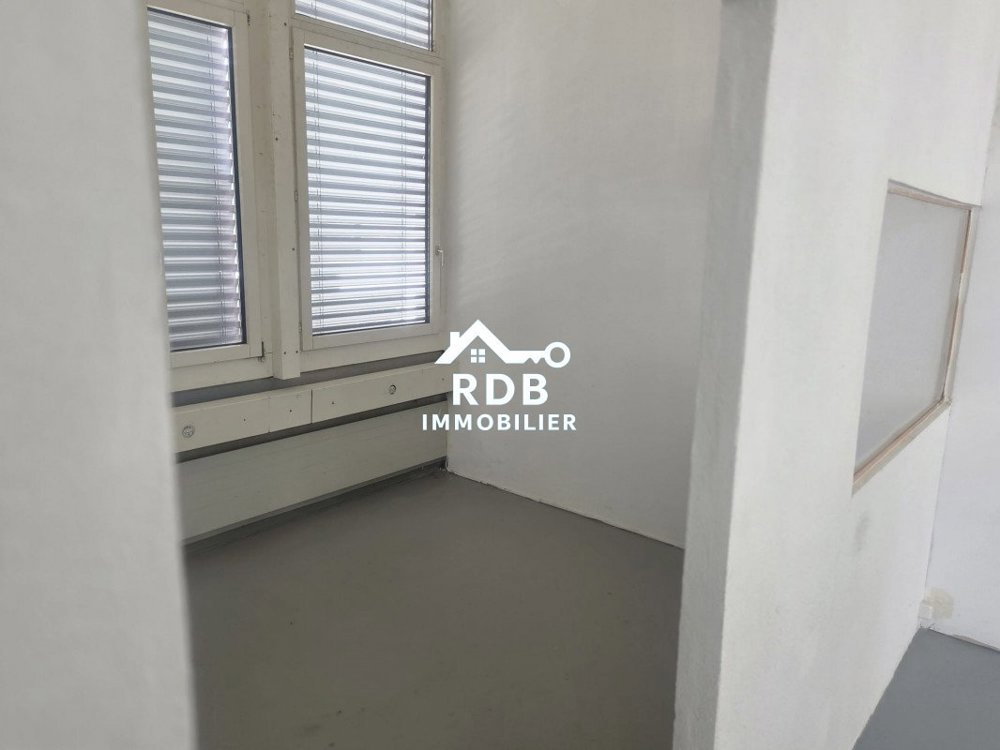 Ufficio & Commercio di 1 locali in affitto a La Chaux-de-Fonds - immagine 1/5