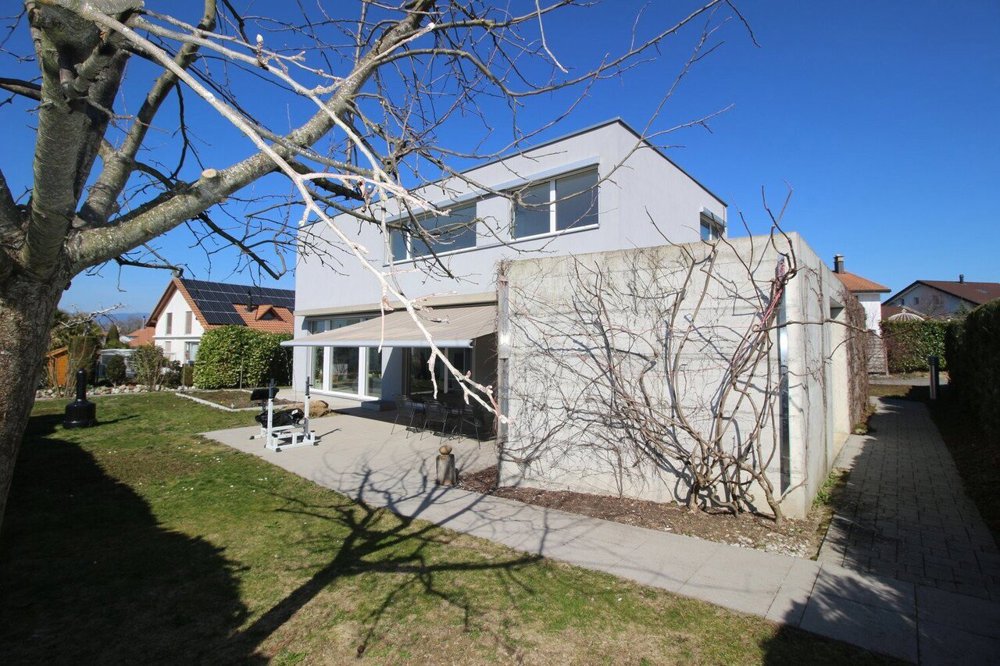 Casa di 5 locali in affitto a Estavayer-le-Lac - immagine 1/13