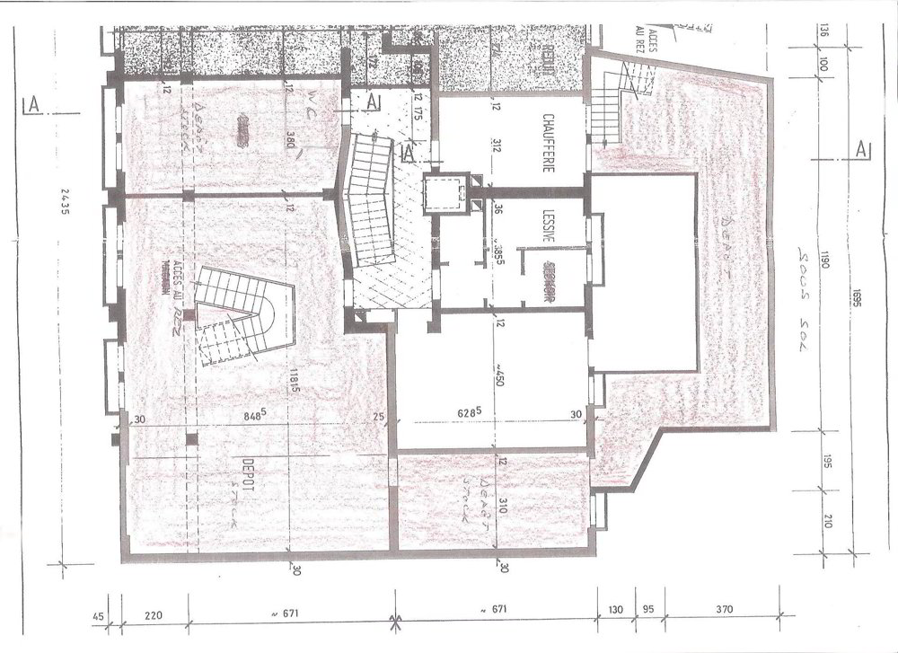 null rooms Office & Commercial to buy in Crans-Montana - image 1/9