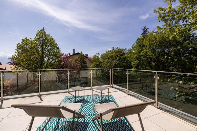 Casa di 9 locali in vendita a Lausanne - immagine 1/8