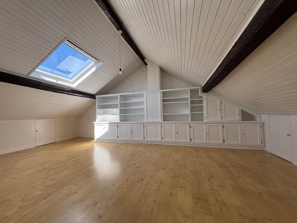 Maison 8 pièces à acheter à Corsier GE - image 1/13