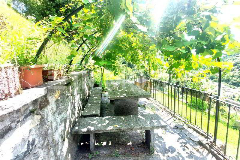 7 rooms House to buy in Lavertezzo - image 1/5