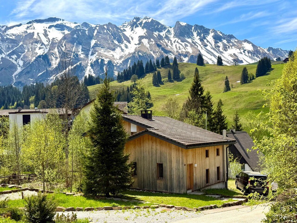 Maison 5 pièces à acheter à Sörenberg - image 1/13