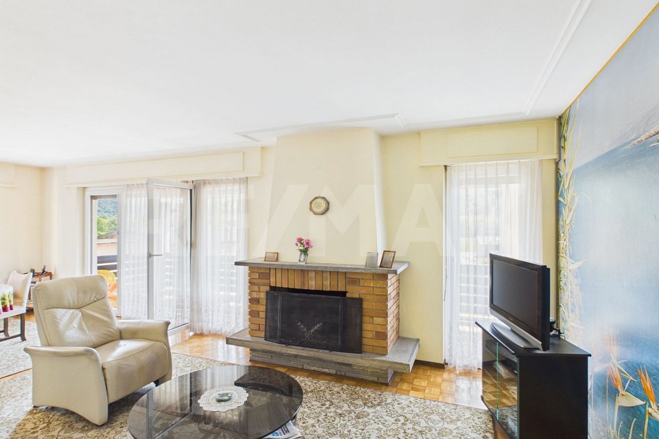 4 rooms House to buy in Sessa - image 1/13
