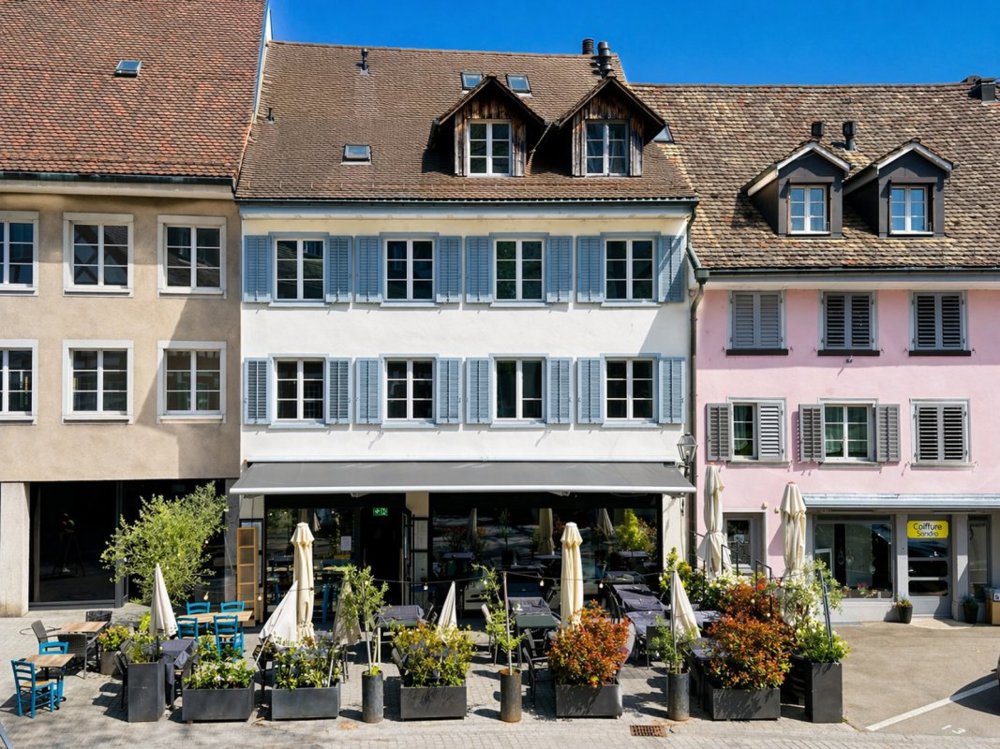 3 rooms Apartment to buy in Bülach - image 1/8