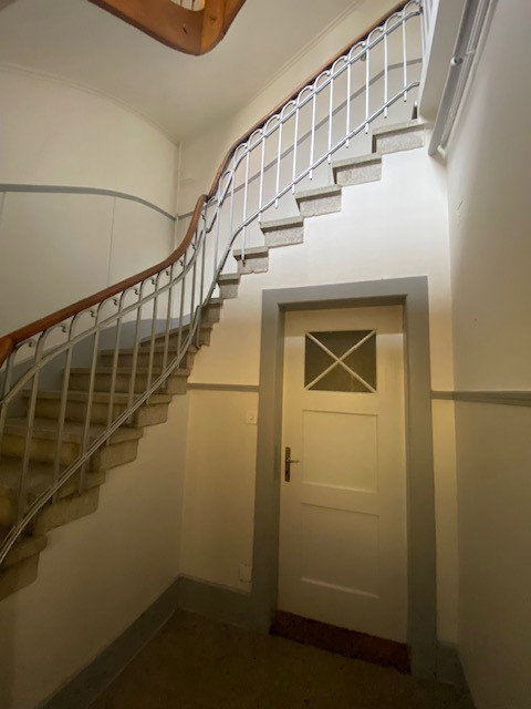 Maison 13 pièces à acheter à Delémont - image 1/12
