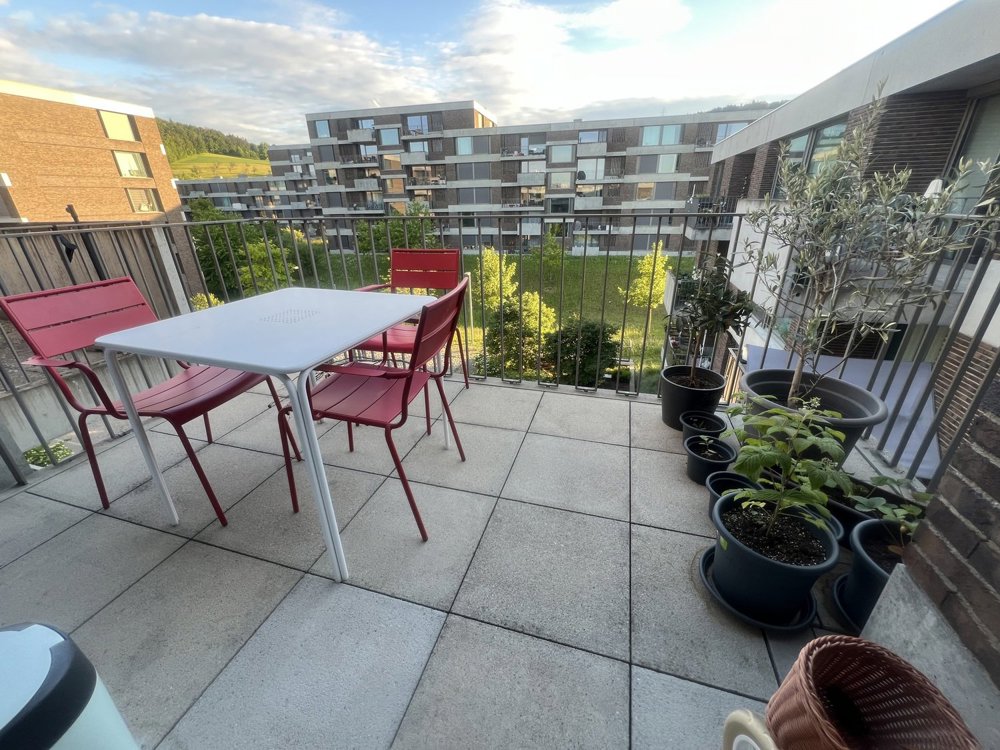 4 rooms Apartment for rent in Winterthur - image 1/10