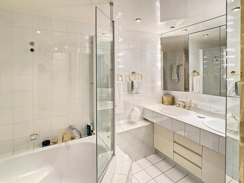 3 rooms Apartment for rent in Geneva - image 1/7