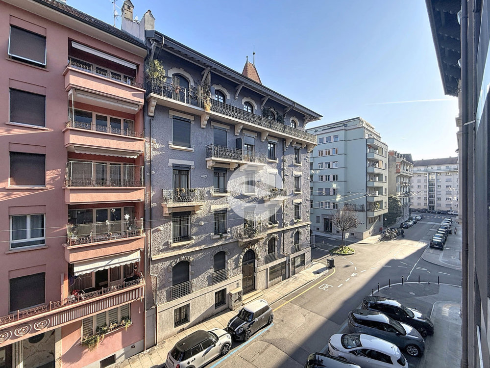 5 Zimmer Wohnung zu vermieten in Genève - Bild 1/12