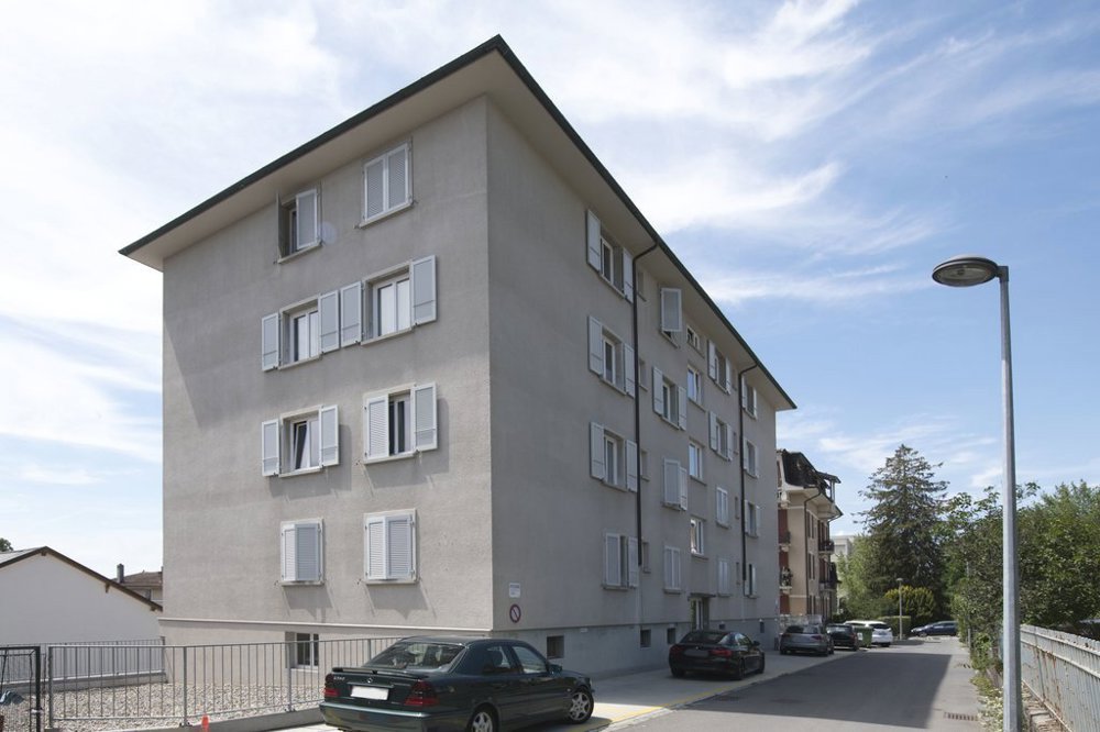 null rooms Car park, garage for rent in Lausanne - image 1/1